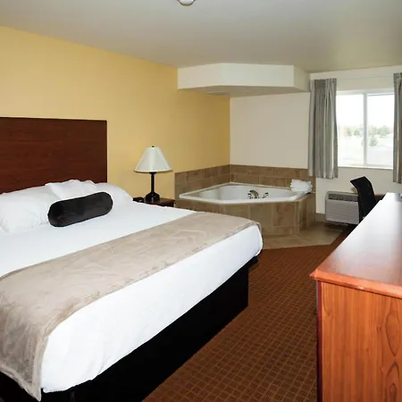 Park View Inn & Suites Hoisington Near Great Bend Exterior foto