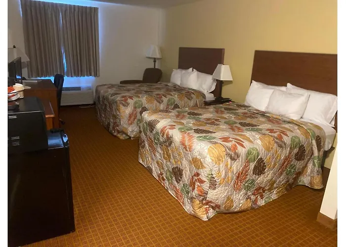 Park View Inn & Suites Hoisington Near Great Bend