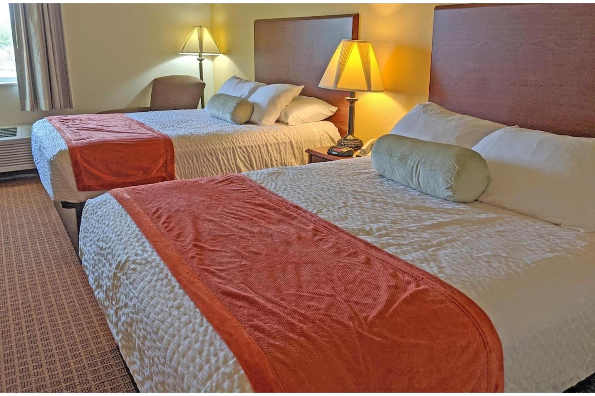 Hotel Park View & Near Great Bend Hoisington