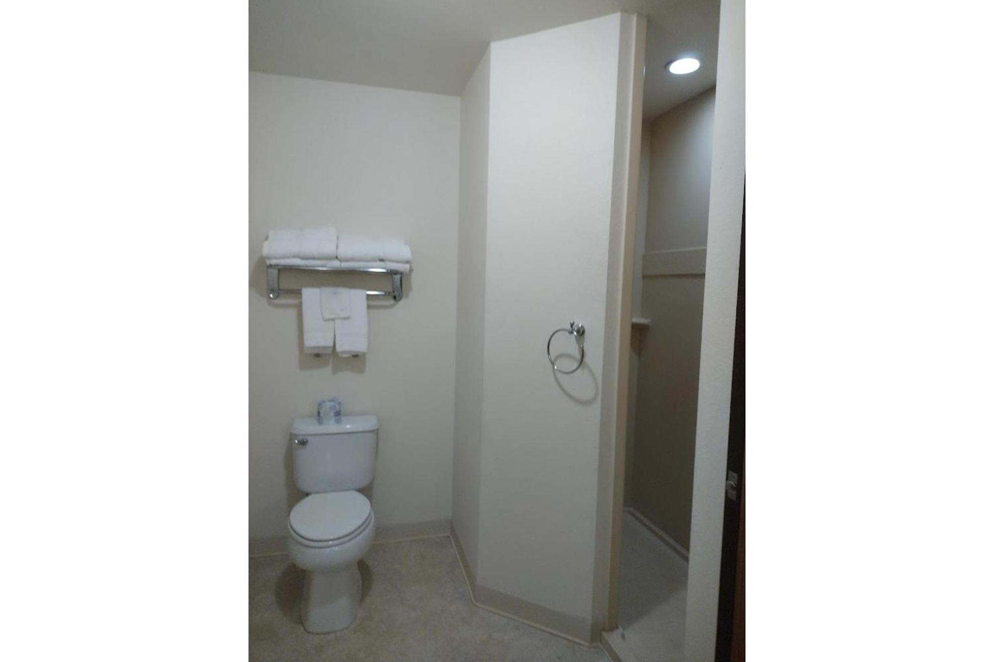 Hotel Park View & Near Great Bend 4*